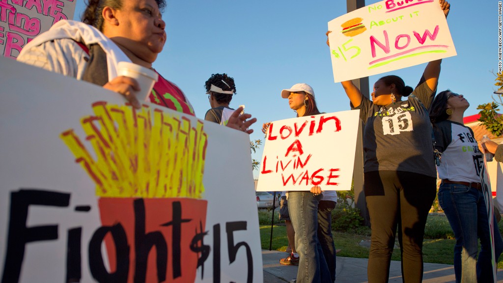 fast food workers public assistance