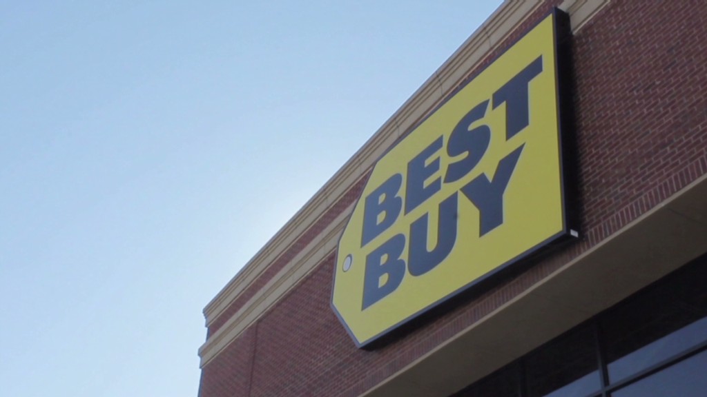 Best Buy plunges on profit worries