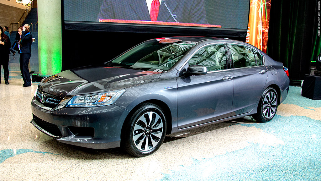 green car of the year honda accord hybrid