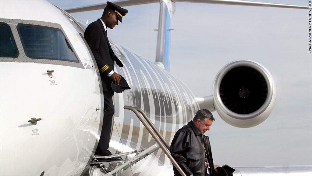 regional airline pilots