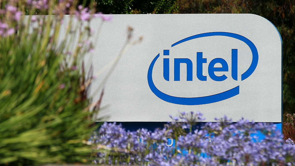 Intel bucks tech stock slide