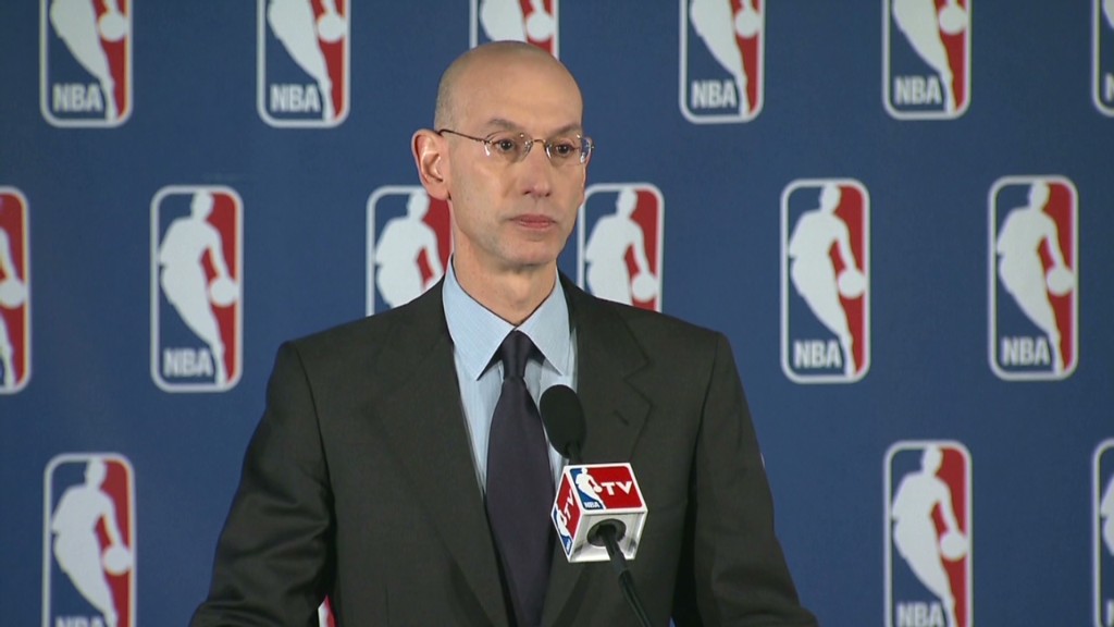 NBA Commissioner: Donald Sterling banned