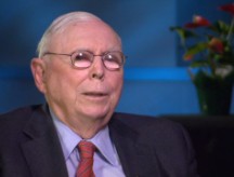 Charlie Munger: CEO pay is 'insane' - Video - Business News