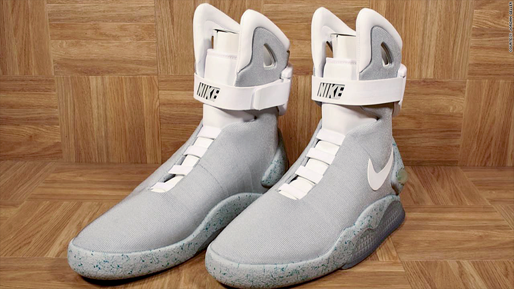 nike mag sneaker