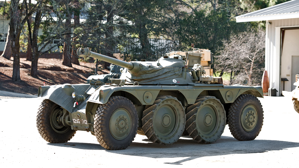 tank auction panhard