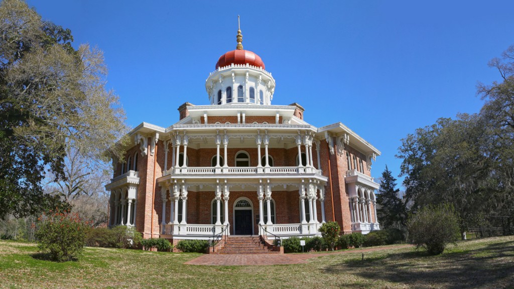 Natchez Trace Parkway roadside attractions - 6 great American road ...