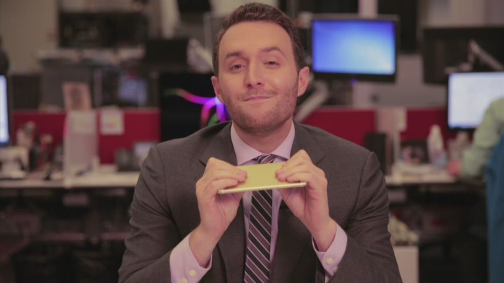 Does the iPhone 6 Plus bend? CNN tests.