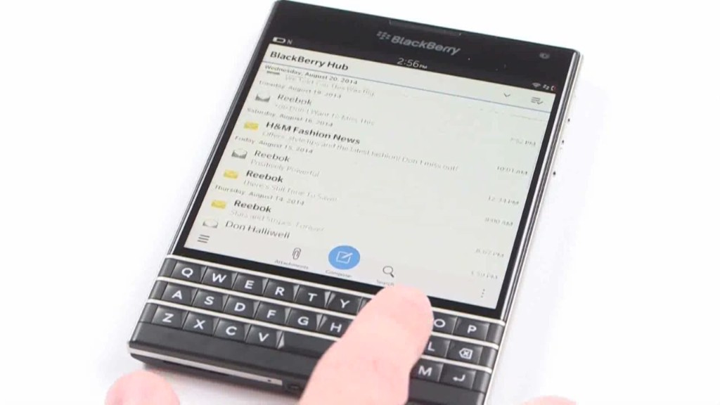 BlackBerry Passport: Hip to be square