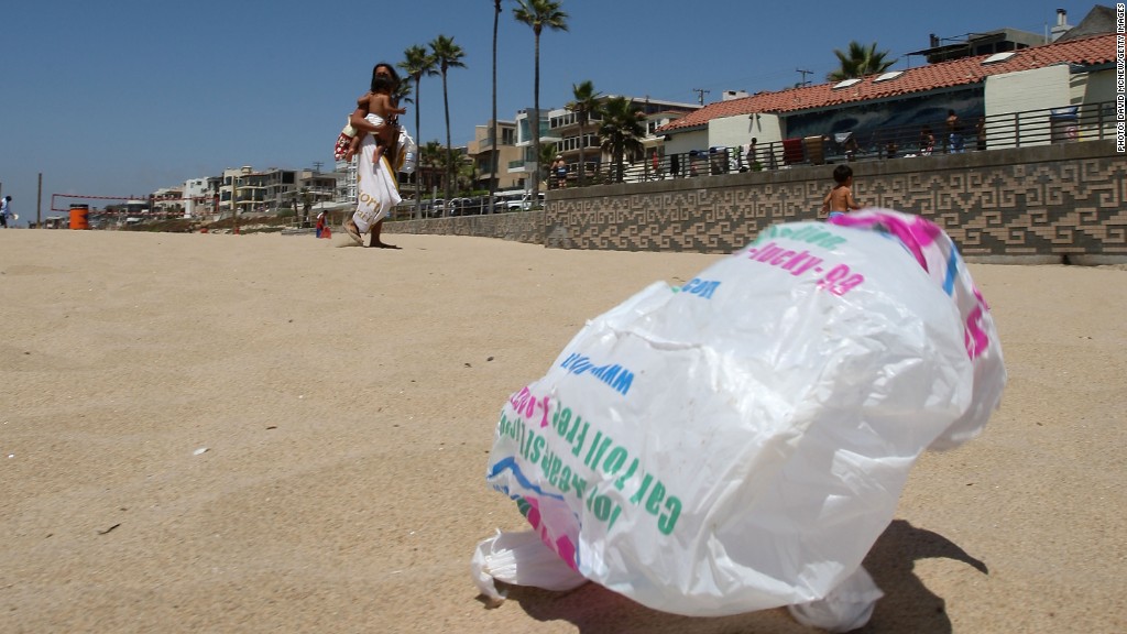California bans plastic bags