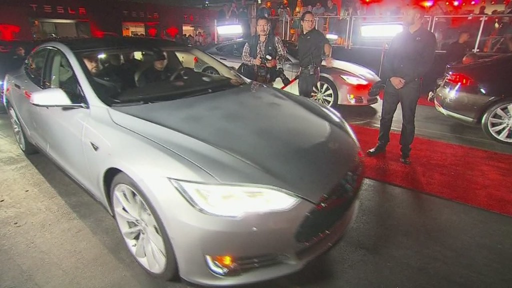 tesla d in 60 seconds_00003817