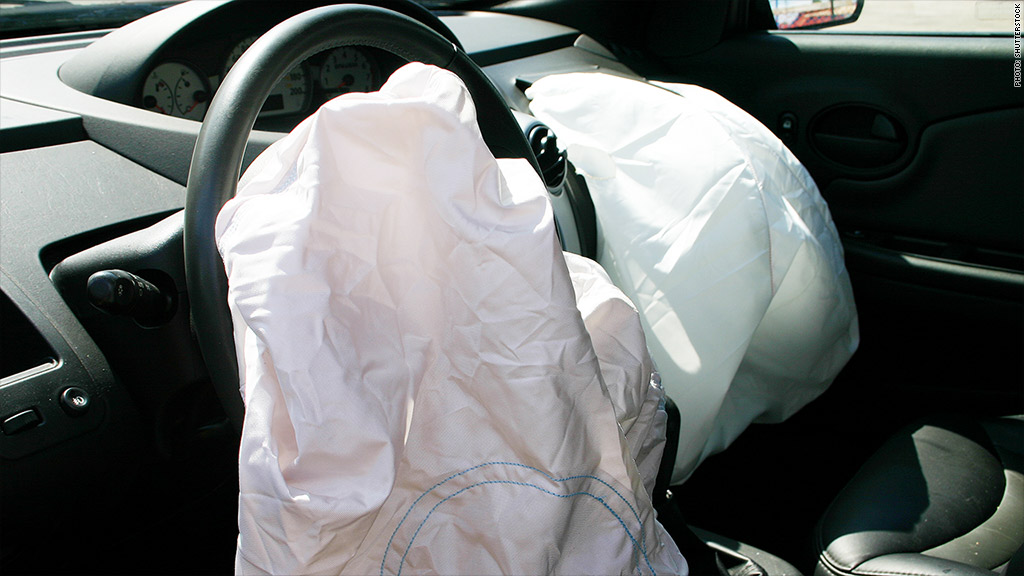 Chrysler must begin exploding airbag recalls by Monday Regulator