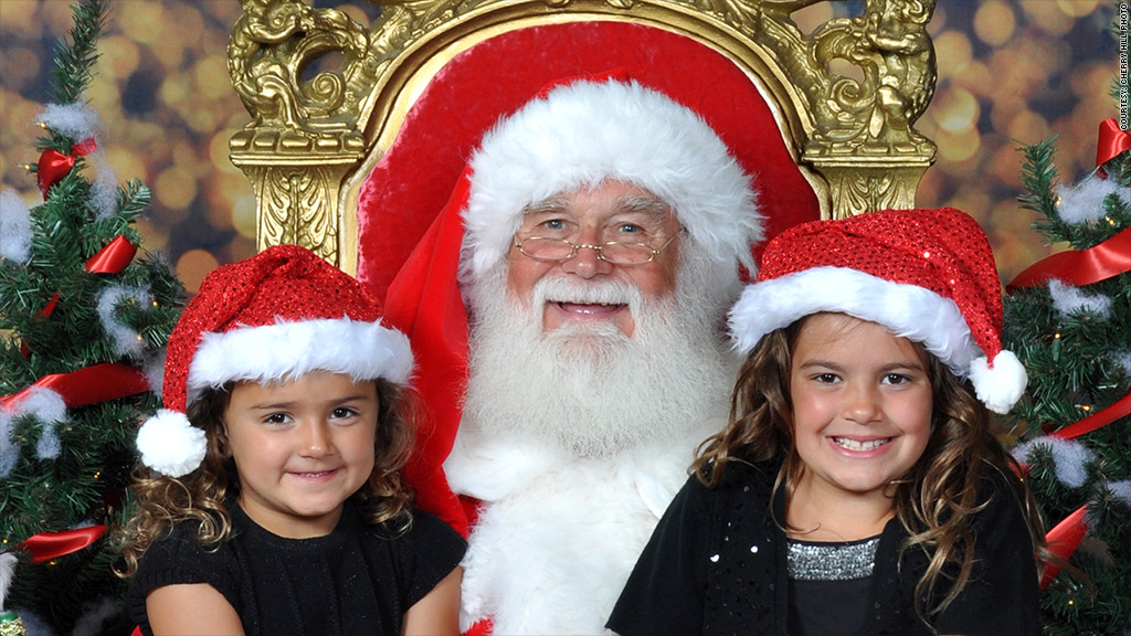 Mall Santa 101: The making of the perfect Mr. Claus