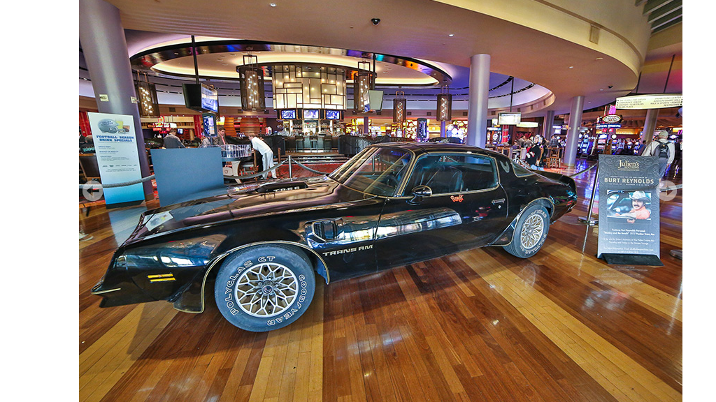 'Smokey and the Bandit' Trans Am sells for $450k