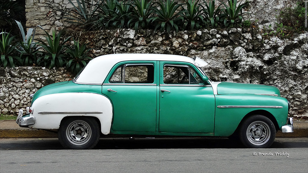 cuban cars green white 