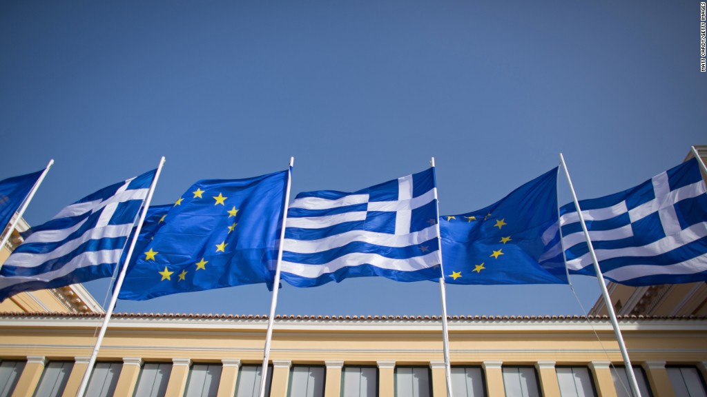 Economy Minister: Greece 'not blackmailing' European partners