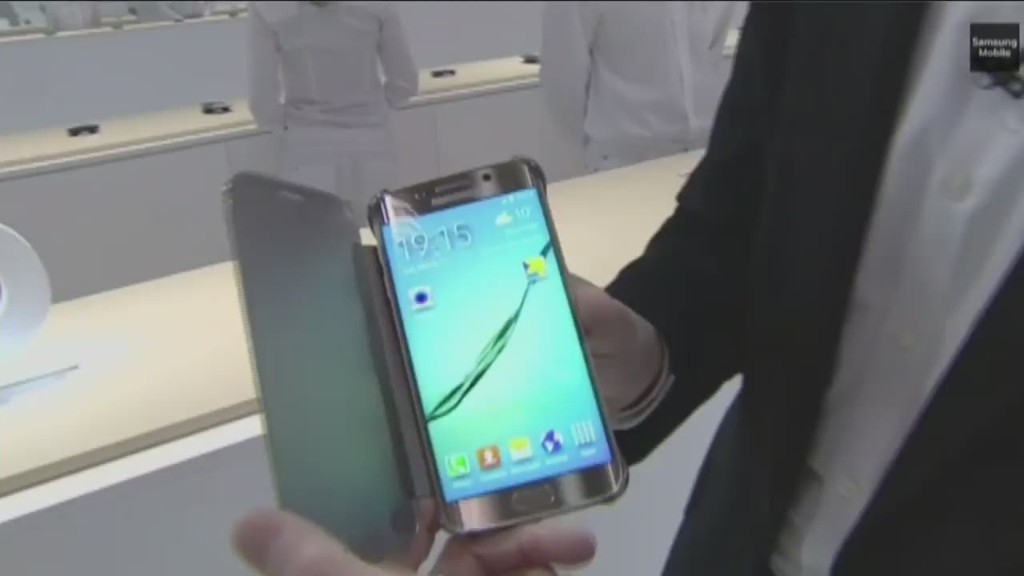 See Samsung's Galaxy S6 in :90