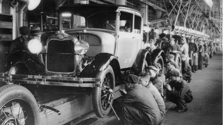 1920s - Rise of the robots: The evolution of Ford's assembly line ...