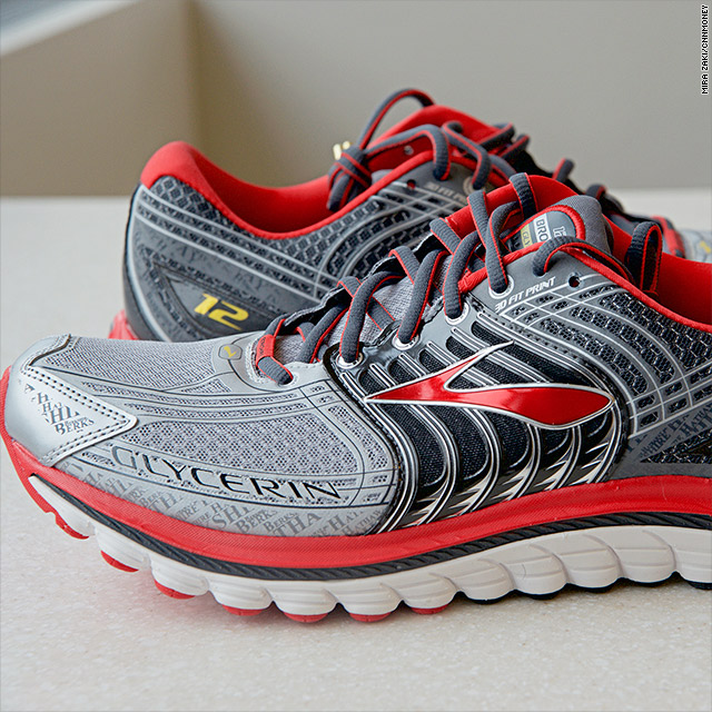 brooks running shoes stock