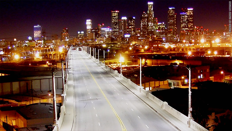 la streetlight bridge