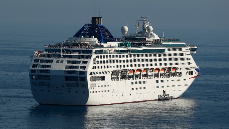 cruise ship