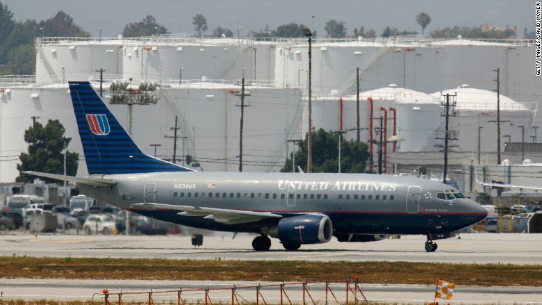 united airlines 737