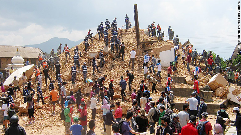 sherpas collapsed house nepal