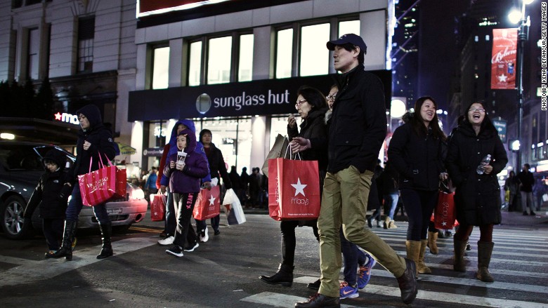 Macys foreign tourists