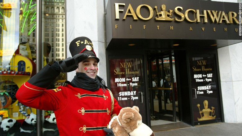 fao schwarz animated owl