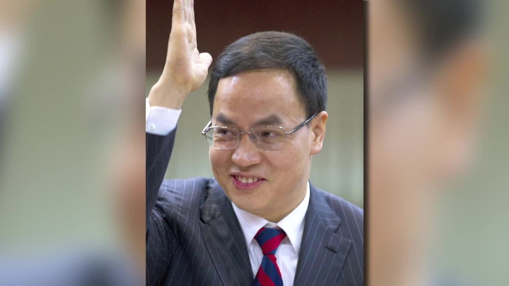 Hanergy chairman loses $15 billion in one hour