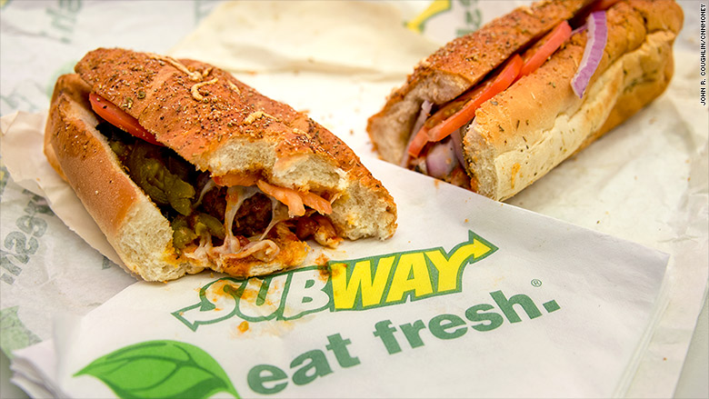 subway sandwich footlong