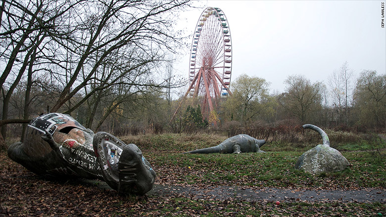 abandoned amusement park 6 berlin