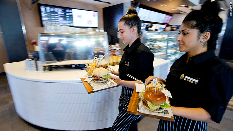 mcdonalds france table service