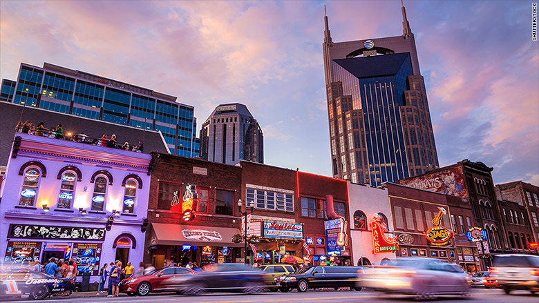 11-most-picturesque-towns-in-tennessee-head-out-of-nashville-on-a