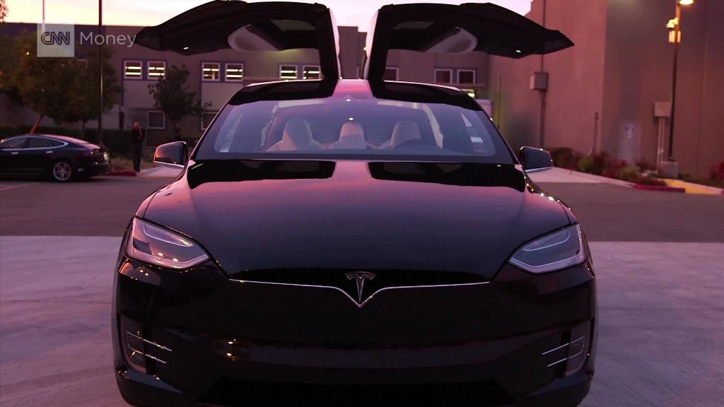 Tesla's Model X is the new king of crossover SUV's