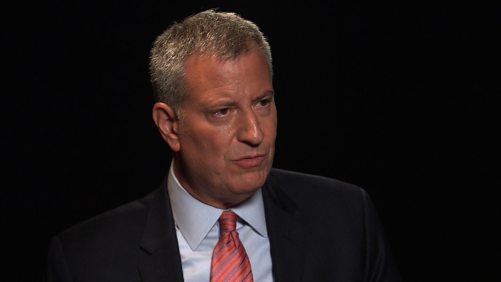 NYC Mayor: Minimum wage must be $15 an hour