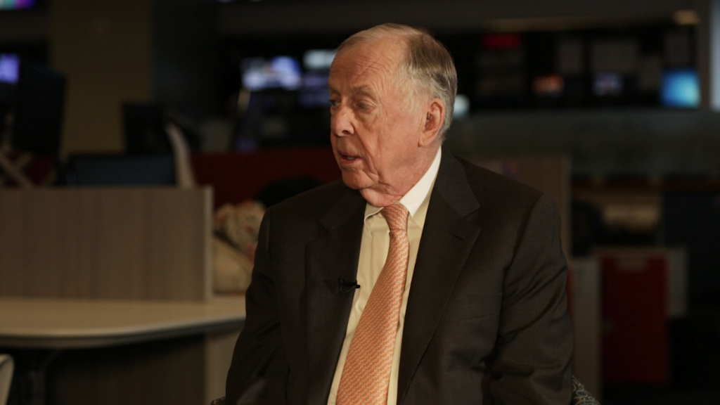 Boone Pickens: Goldman way off on $20 oil