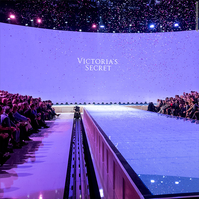 Victoria's Secret Fashion Show 2015 Runway