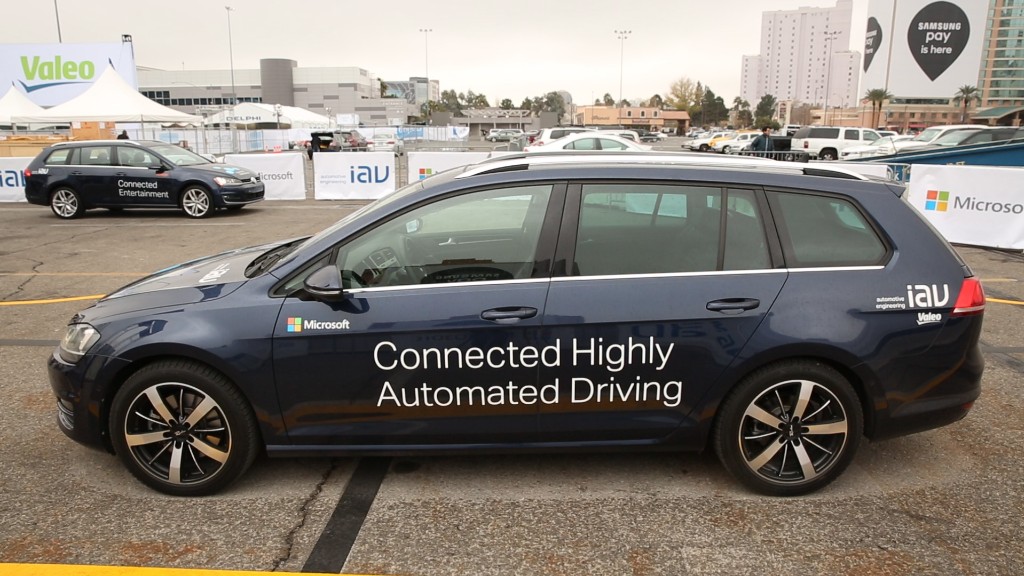 This is what it's like to drive a Microsoft-powered smartcar