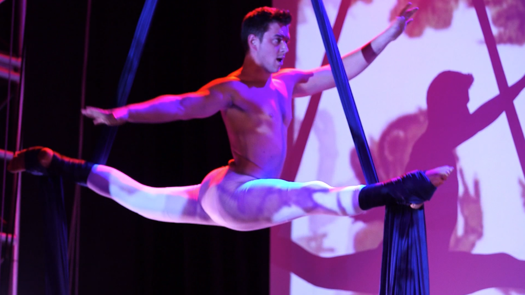 Sword swallowers and acrobats turn out for Bernie in Brooklyn