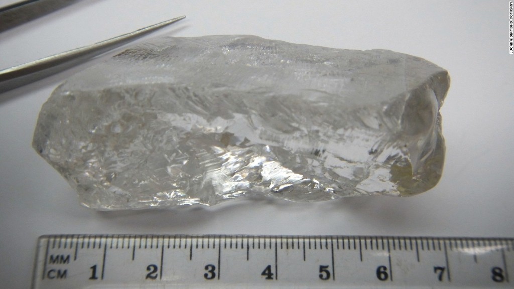 Huge 404 carat diamond discovered