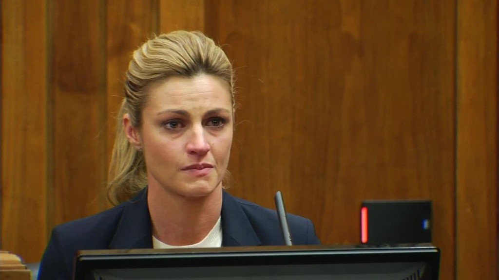 Erin Andrews Tearfully Testifies In 75 Million Stalker Trial-9267