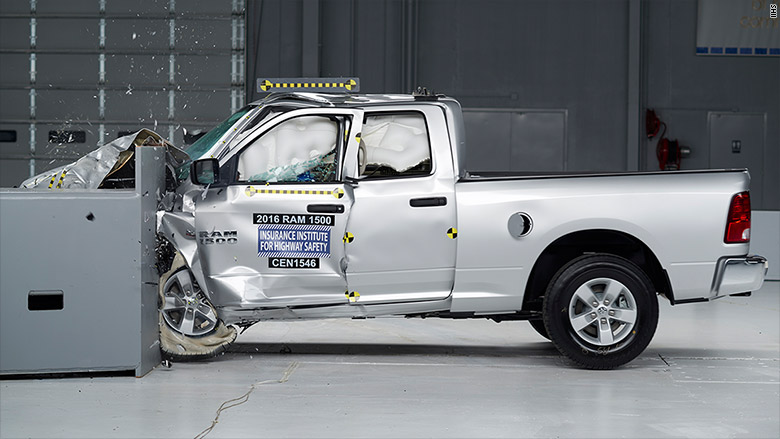 iihs truck crash 