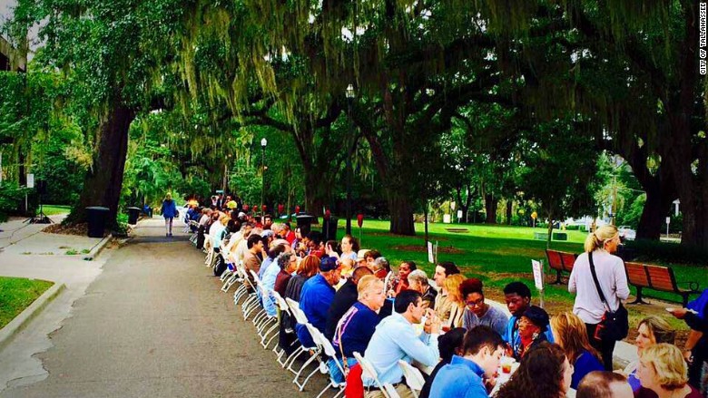 knight cities longest table