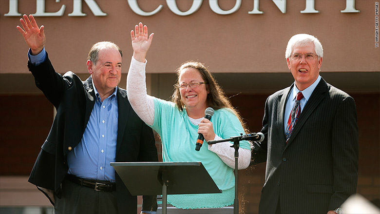 kim davis huckabee