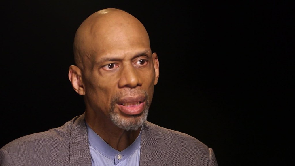 Kareem Abdul-Jabbar to Trump: 'Come and speak to African-Americans'