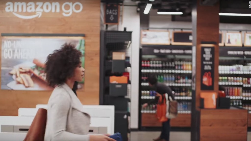 Amazon opens a store without a cash register