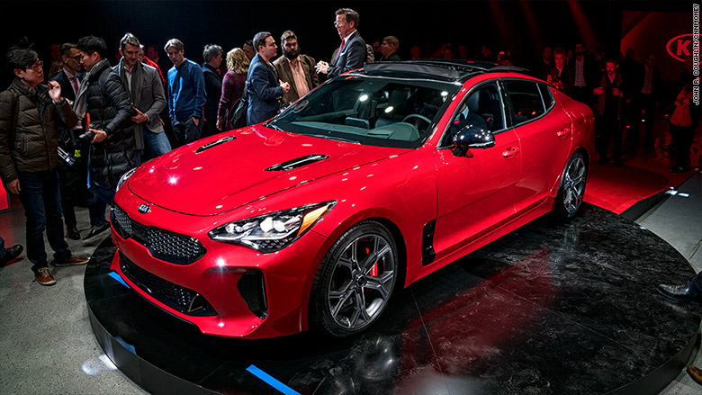 2017 detroit auto show kia stinger