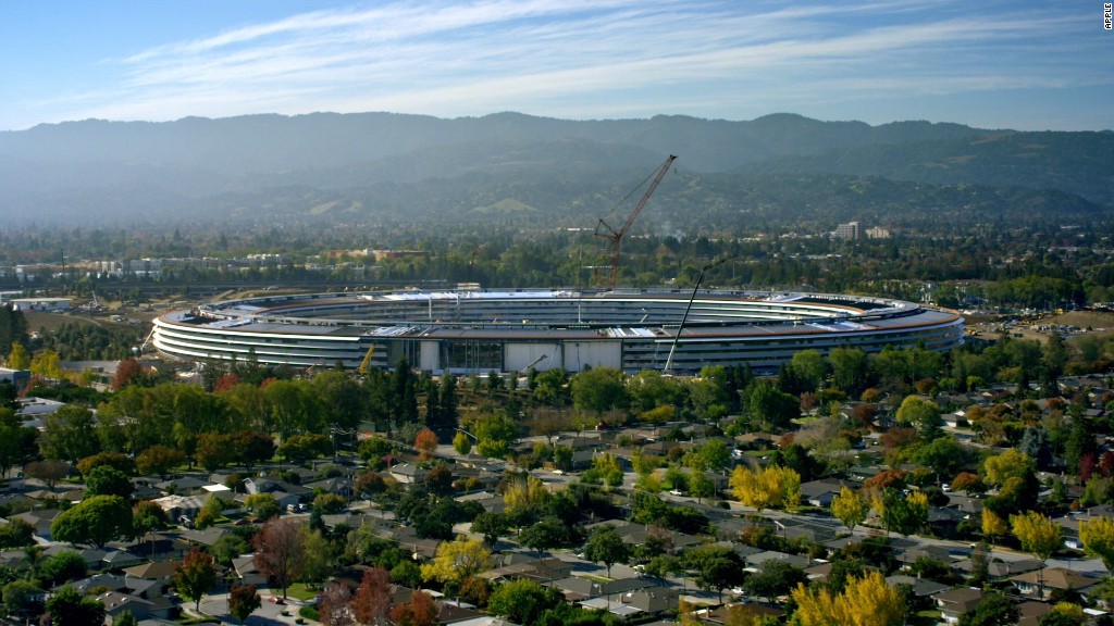 Apple unveils new 'spaceship' headquarters