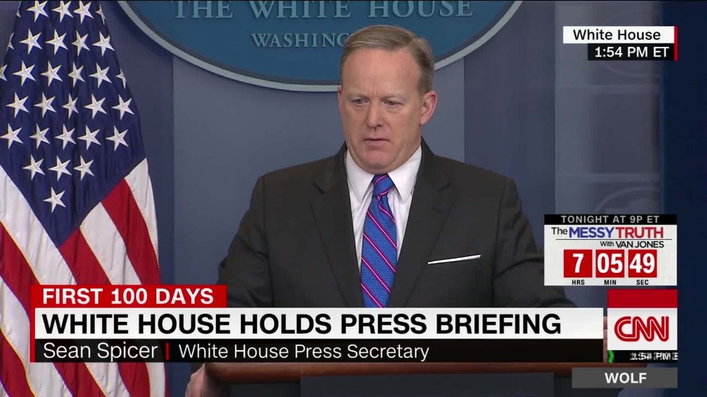 Spicer wrongly says reporter's phones tapped