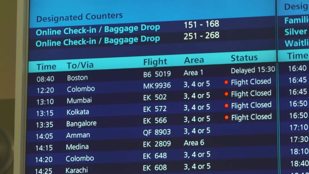 Dubai airports prepare for electronics ban